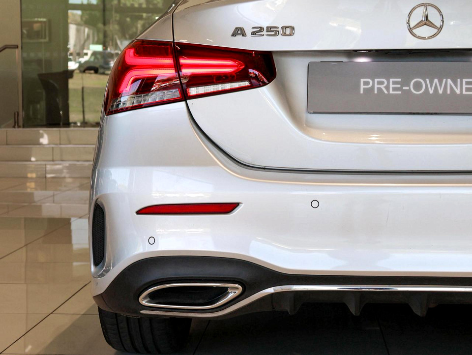 Photo 27 of 29