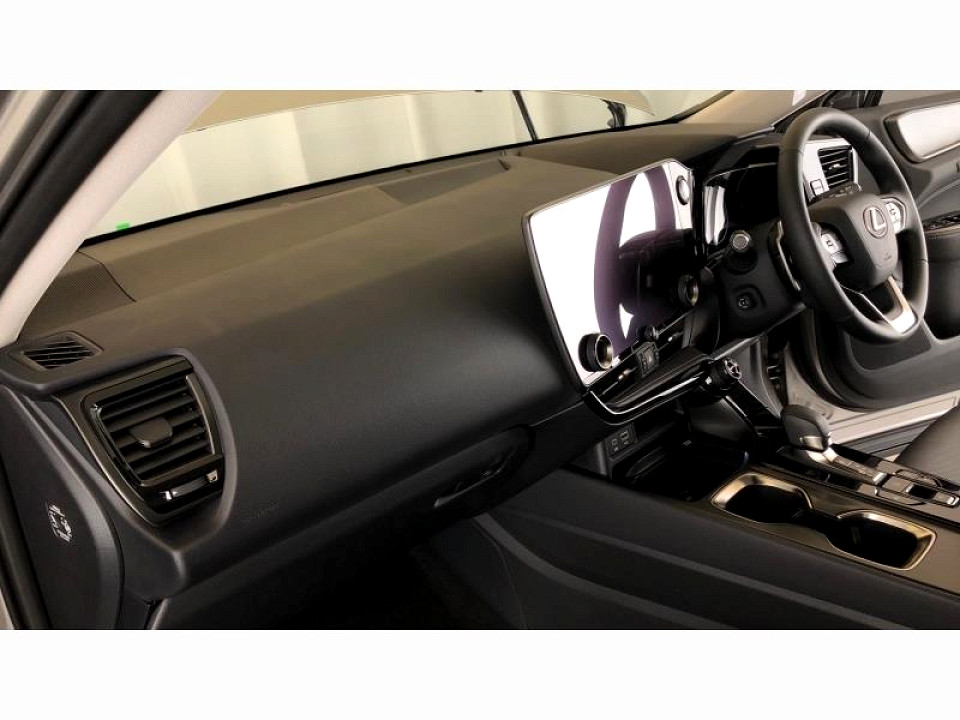 Photo 27 of 30
