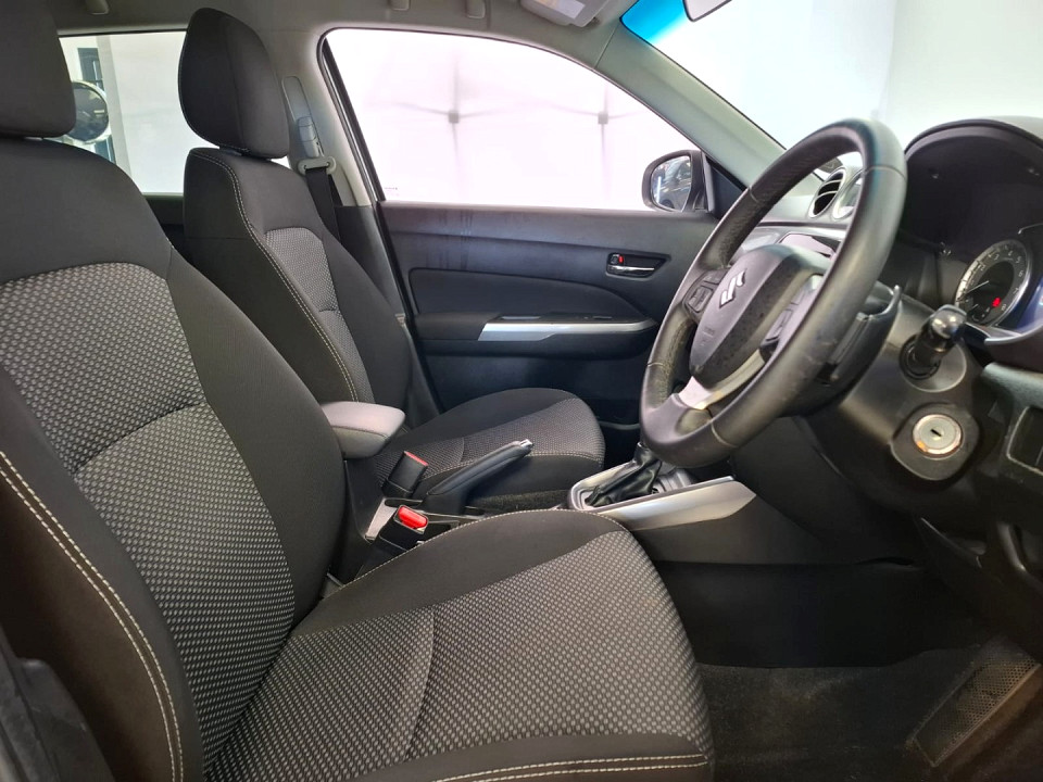 Photo 8 of 15