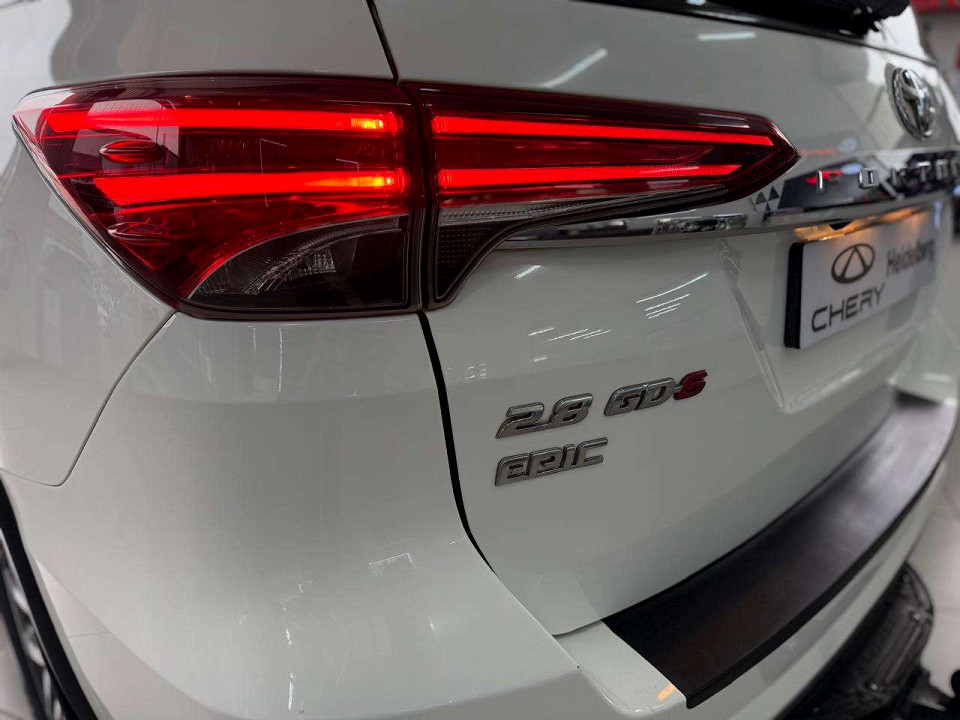 Photo 9 of 20