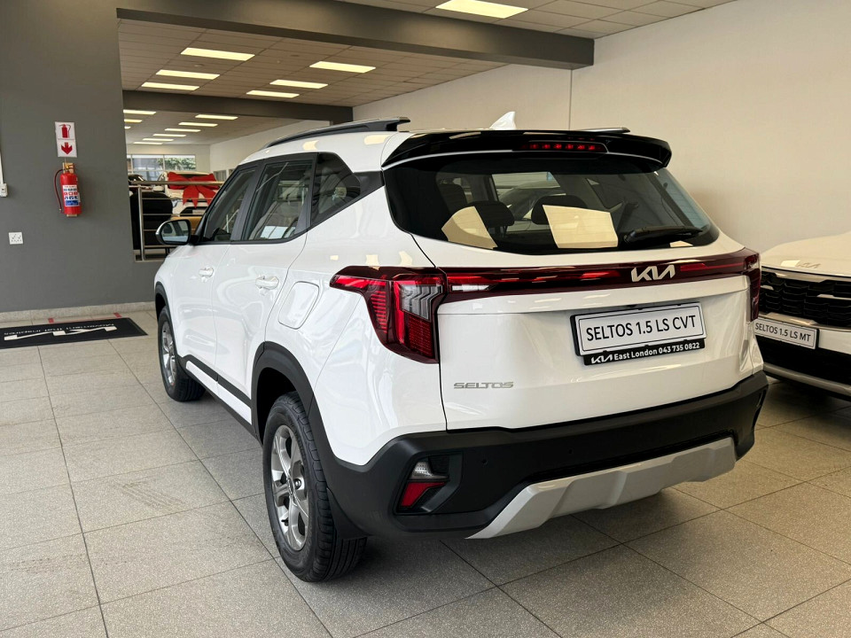 Photo 7 of 20