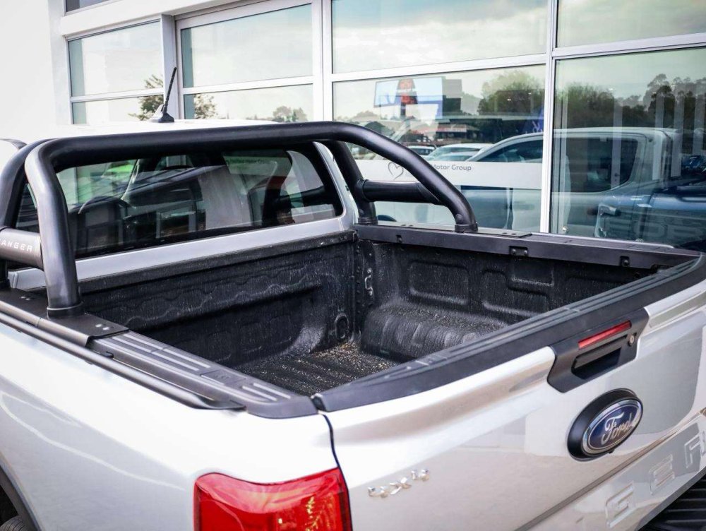 Photo 8 of 16