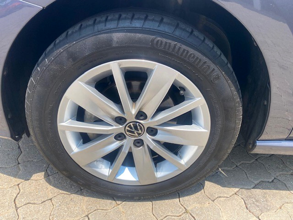Photo 10 of 18