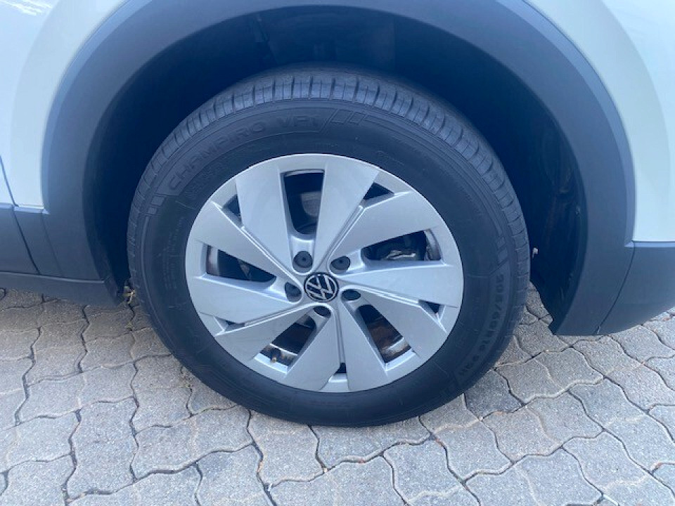 Photo 10 of 18