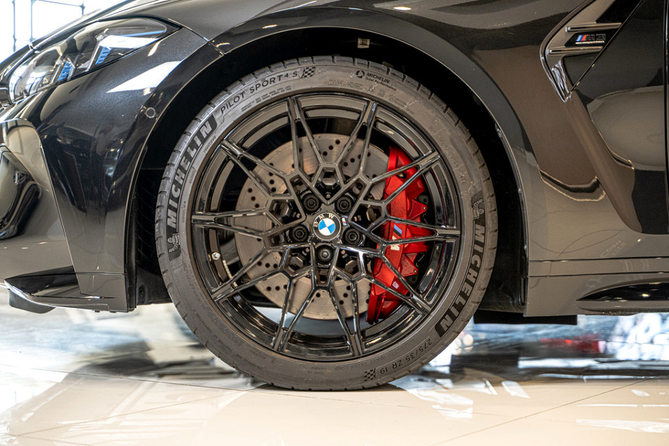 Photo 5 of 10
