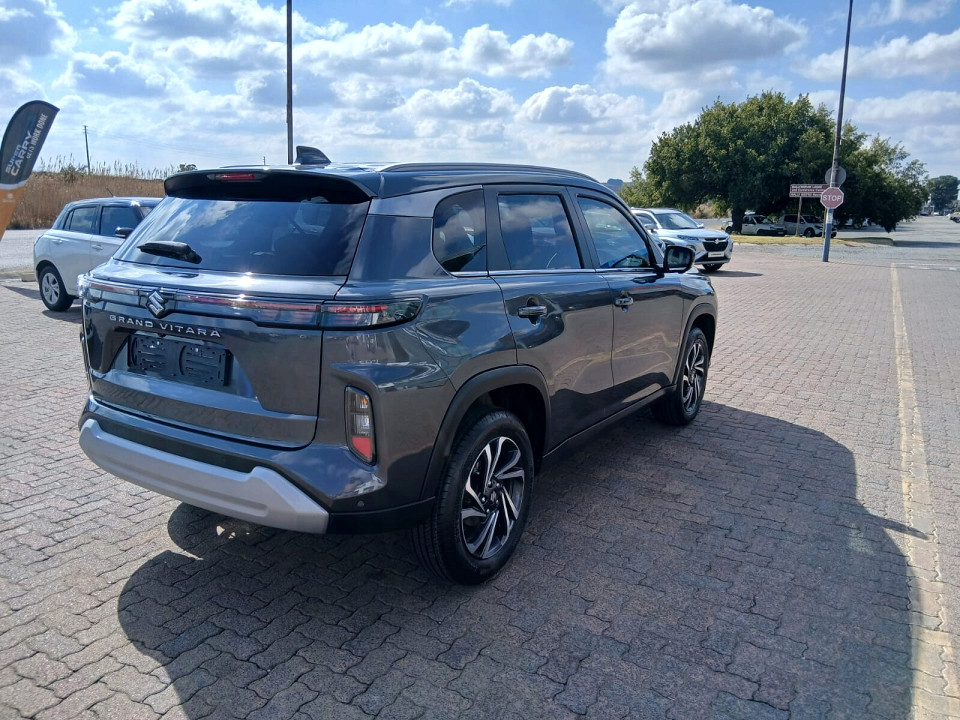 Photo 2 of 25
