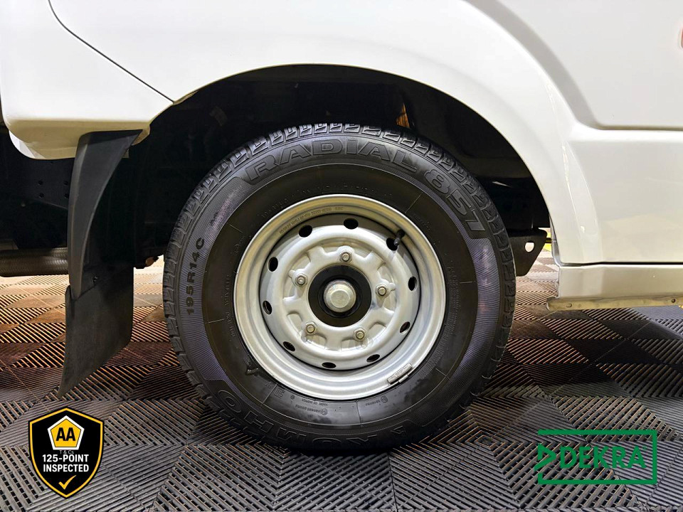 Photo 3 of 21