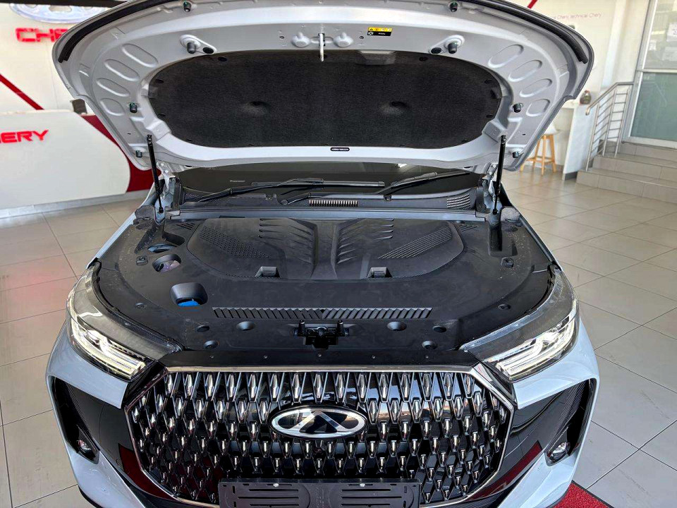 Photo 7 of 18