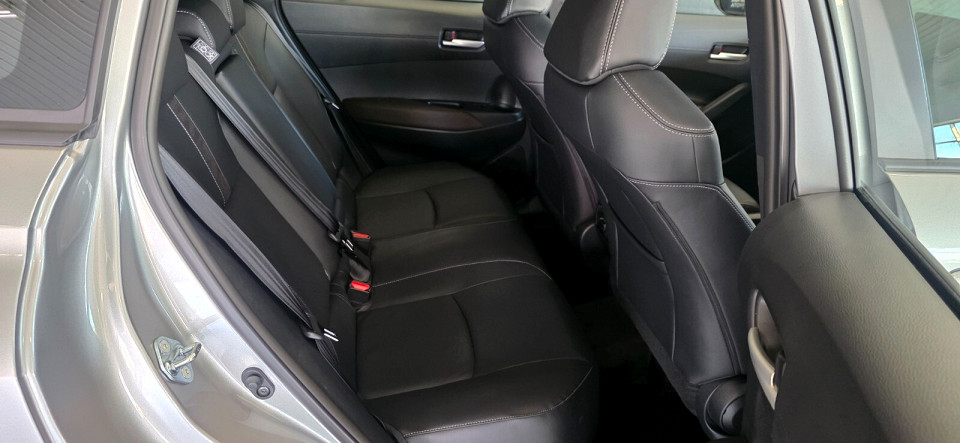 Photo 11 of 12