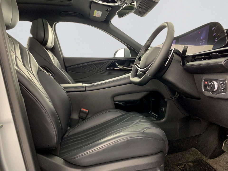 Photo 17 of 20