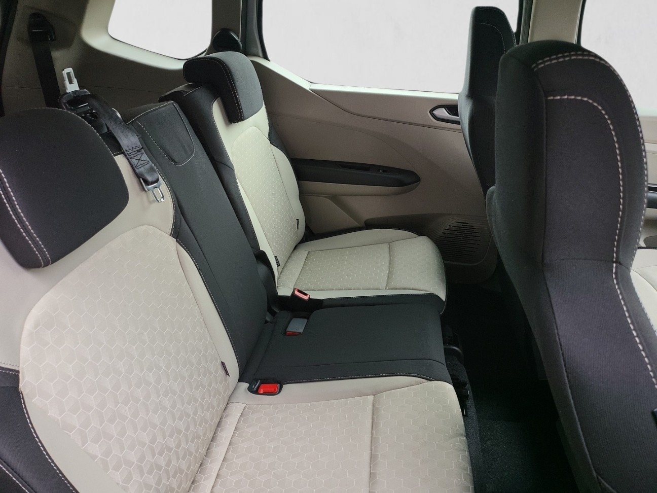 Photo 15 of 22
