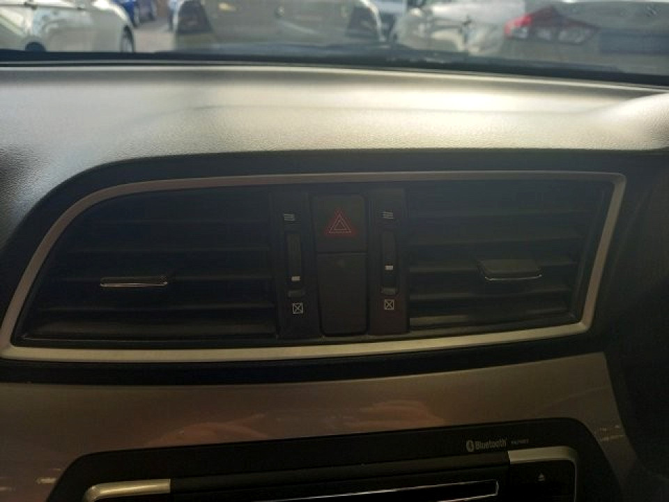 Photo 20 of 28