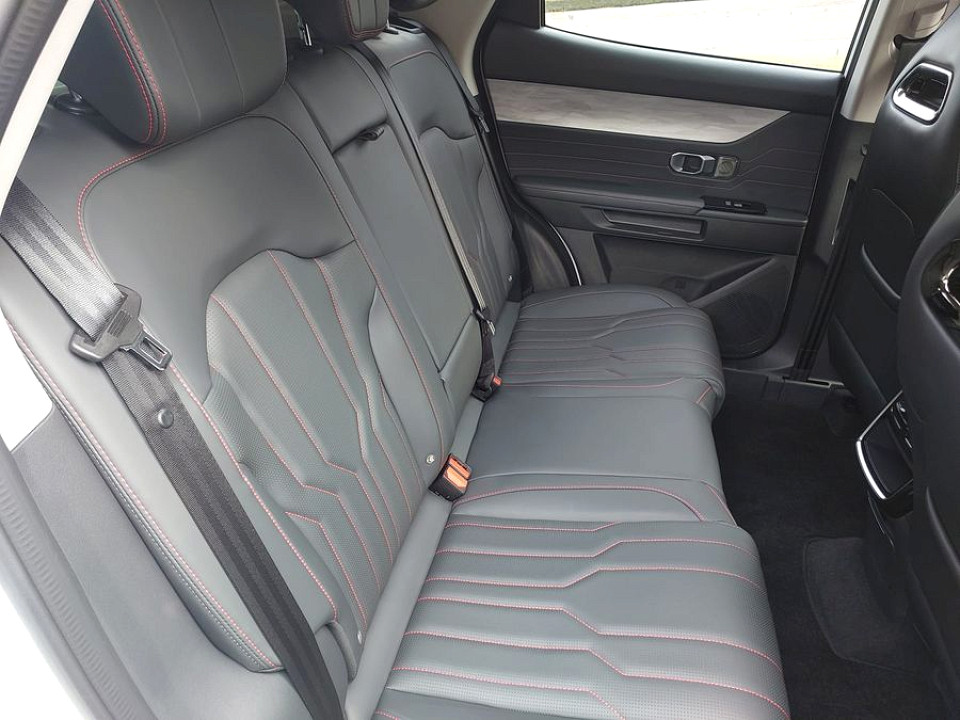 Photo 14 of 30