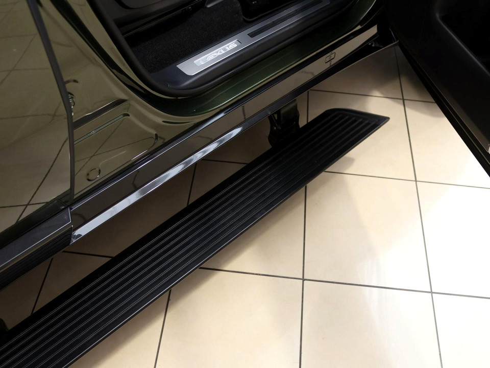 Photo 7 of 24