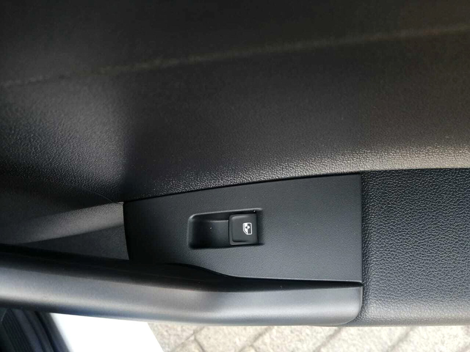 Photo 10 of 21