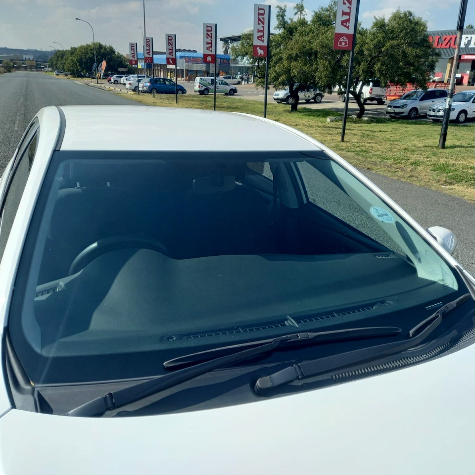 Photo 4 of 21
