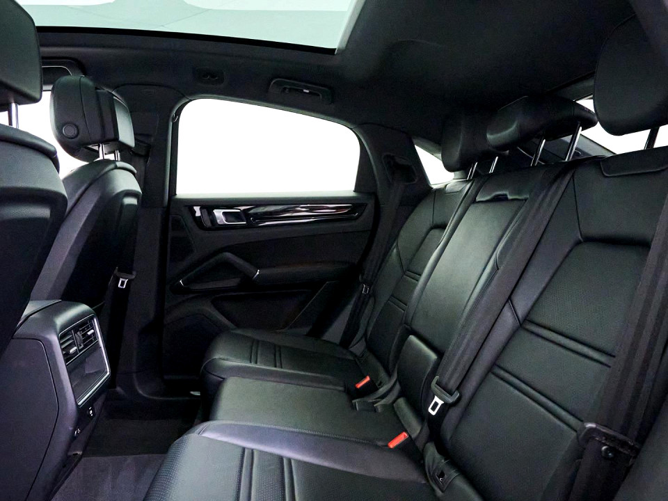 Photo 17 of 19