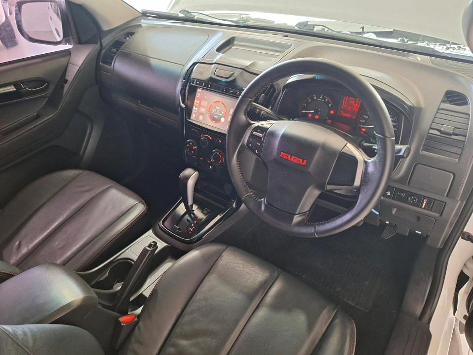 Photo 20 of 26