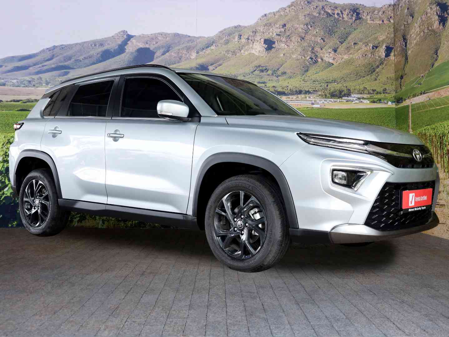 Photo 1 of 18