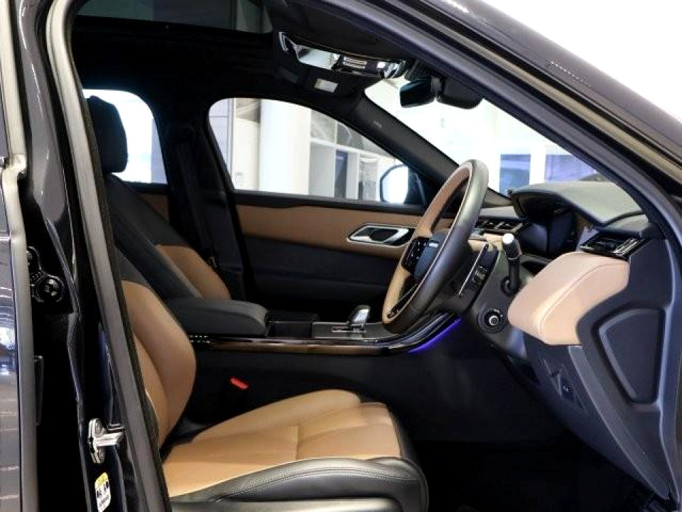 Photo 19 of 24