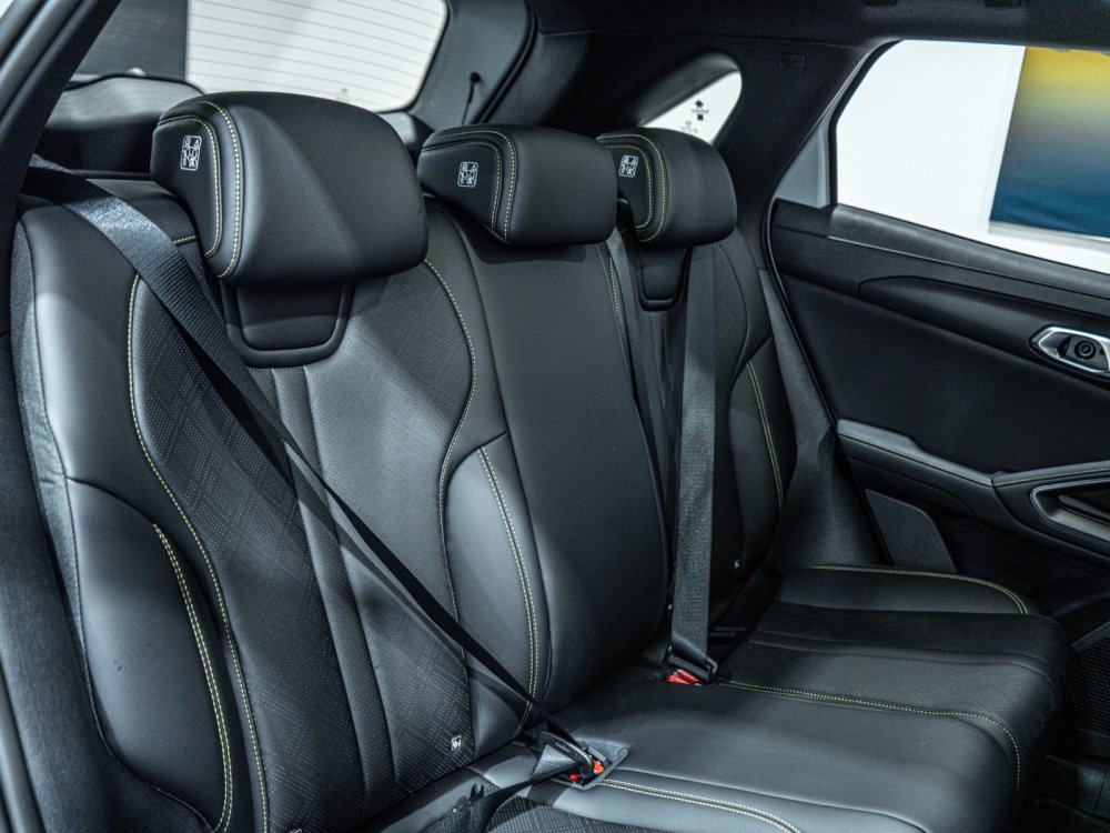 Photo 15 of 23