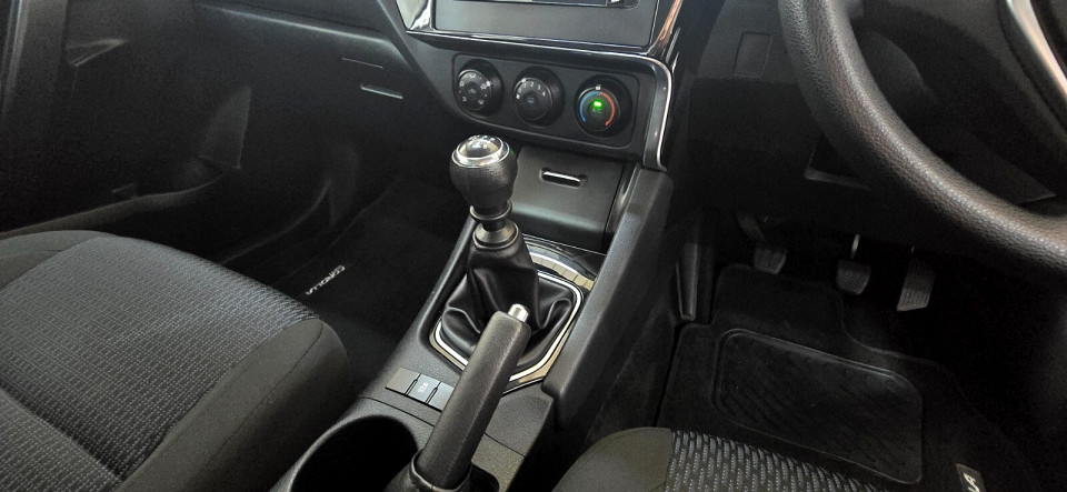 Photo 17 of 27
