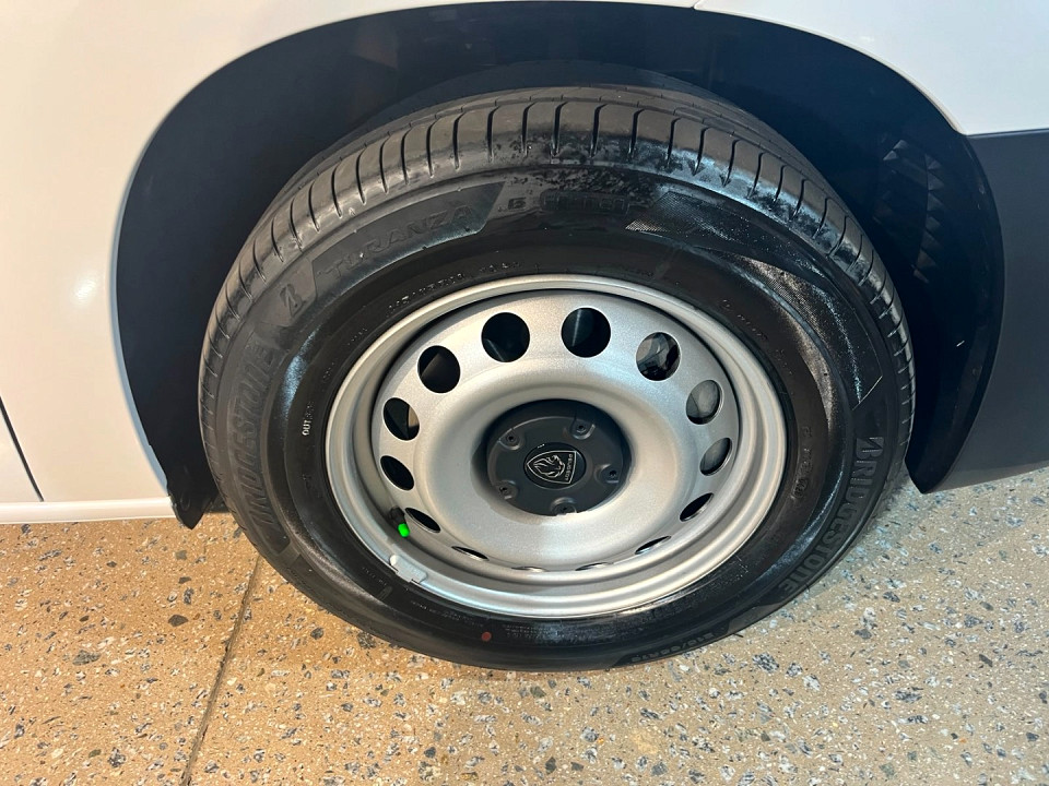 Photo 5 of 20