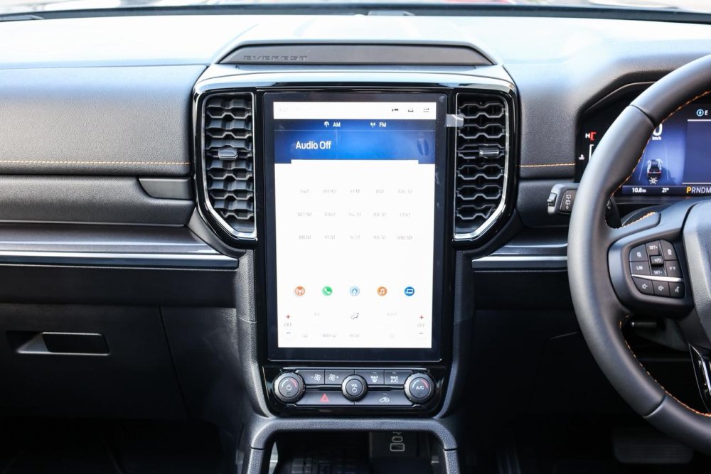 Photo 8 of 16
