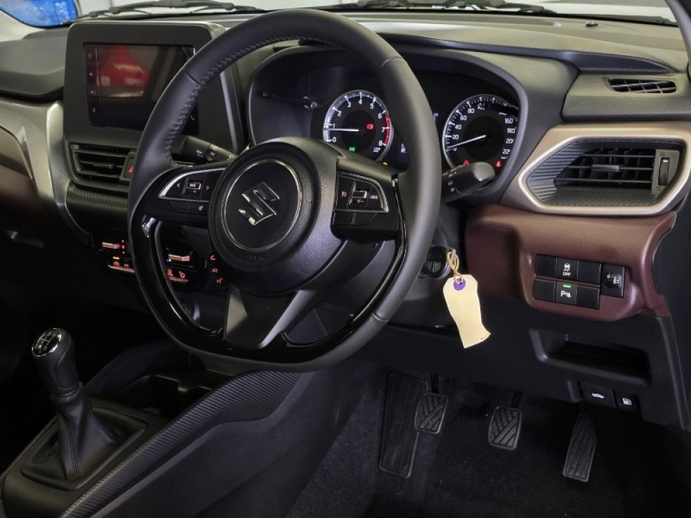 Photo 19 of 23
