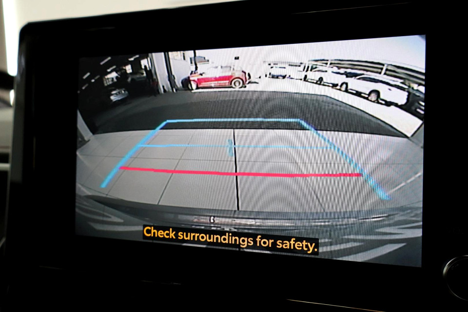 Photo 14 of 18