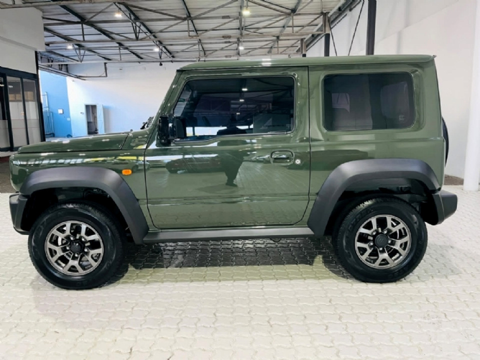 Photo 5 of 9