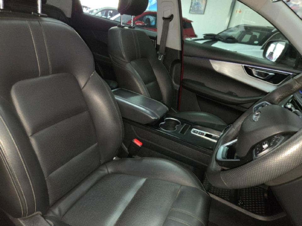 Photo 19 of 29