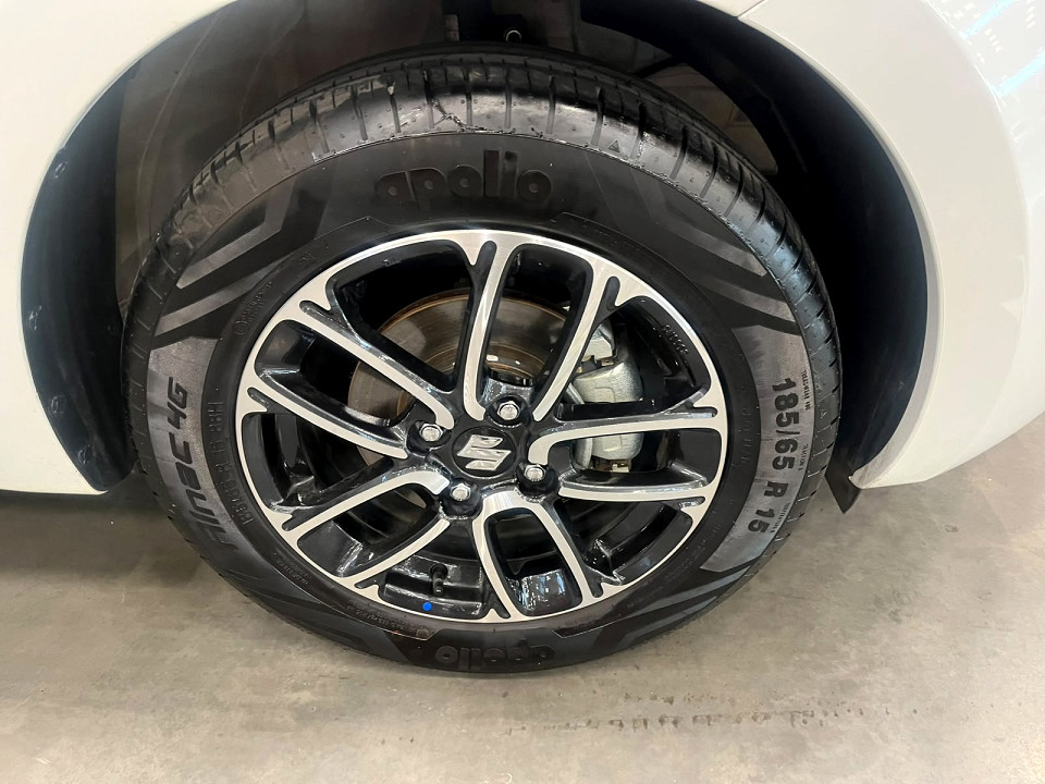 Photo 9 of 15