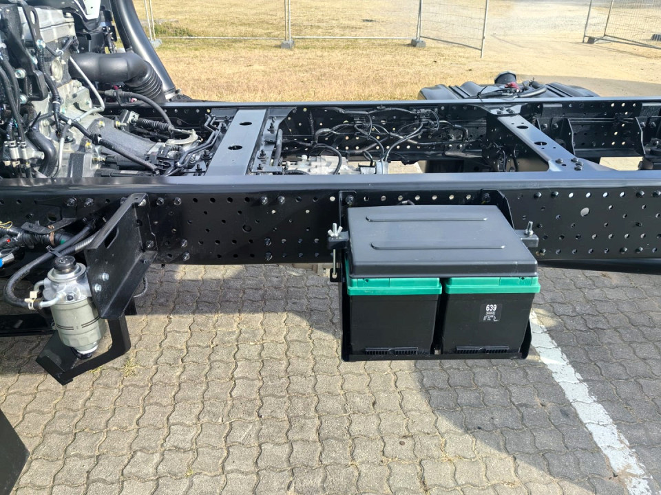 Photo 13 of 20