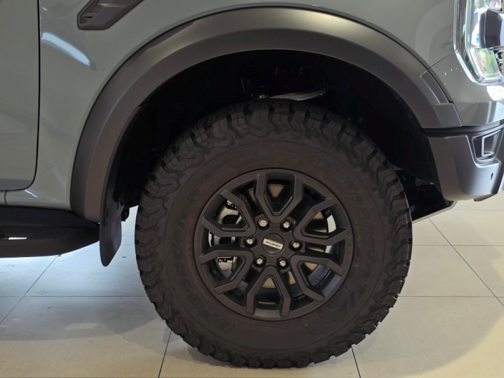 Photo 6 of 14