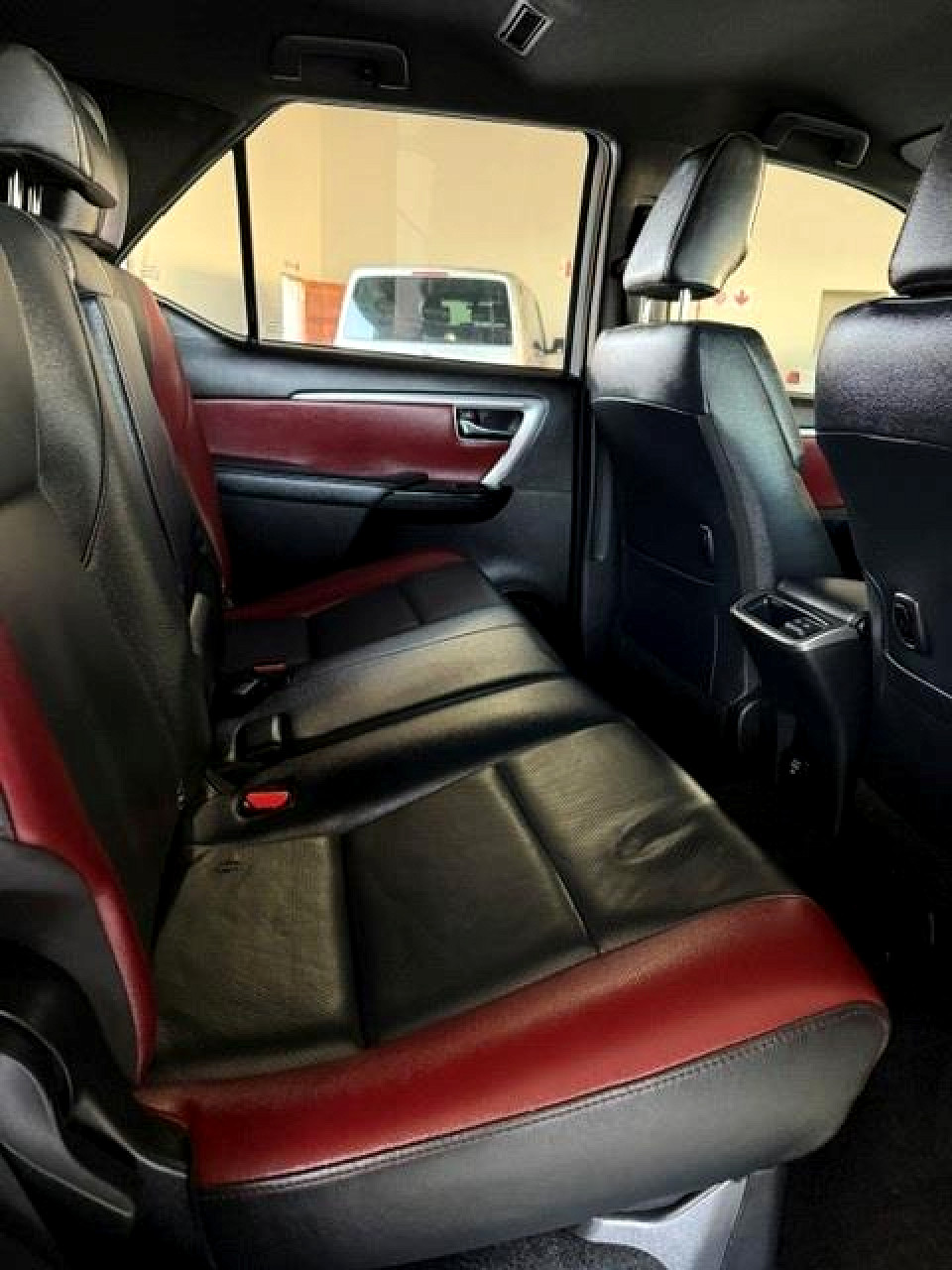 Photo 16 of 25