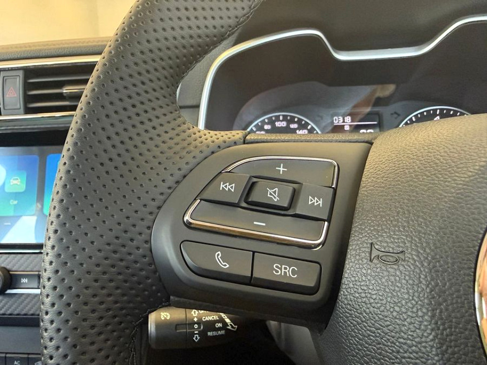 Photo 17 of 27