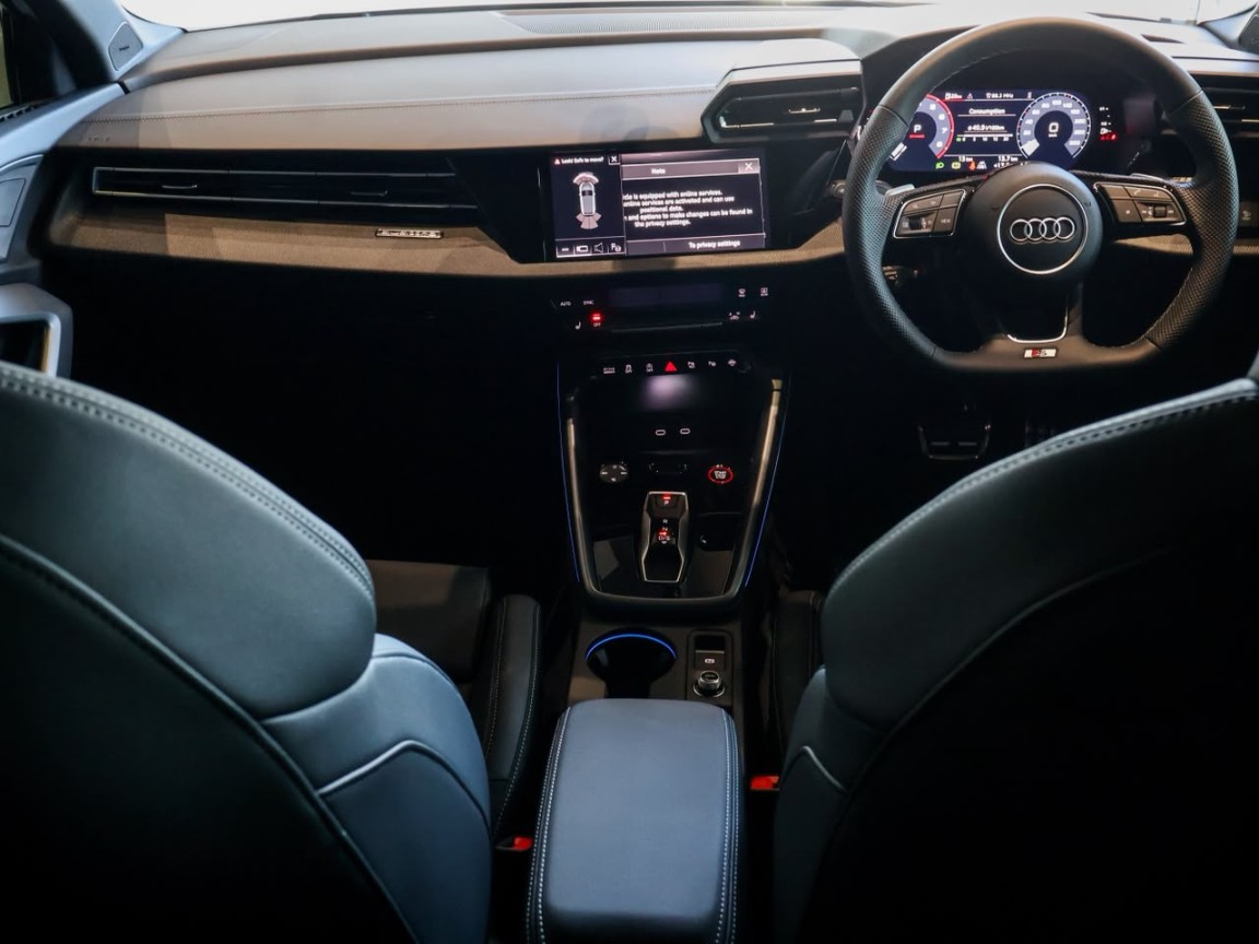 Photo 20 of 23