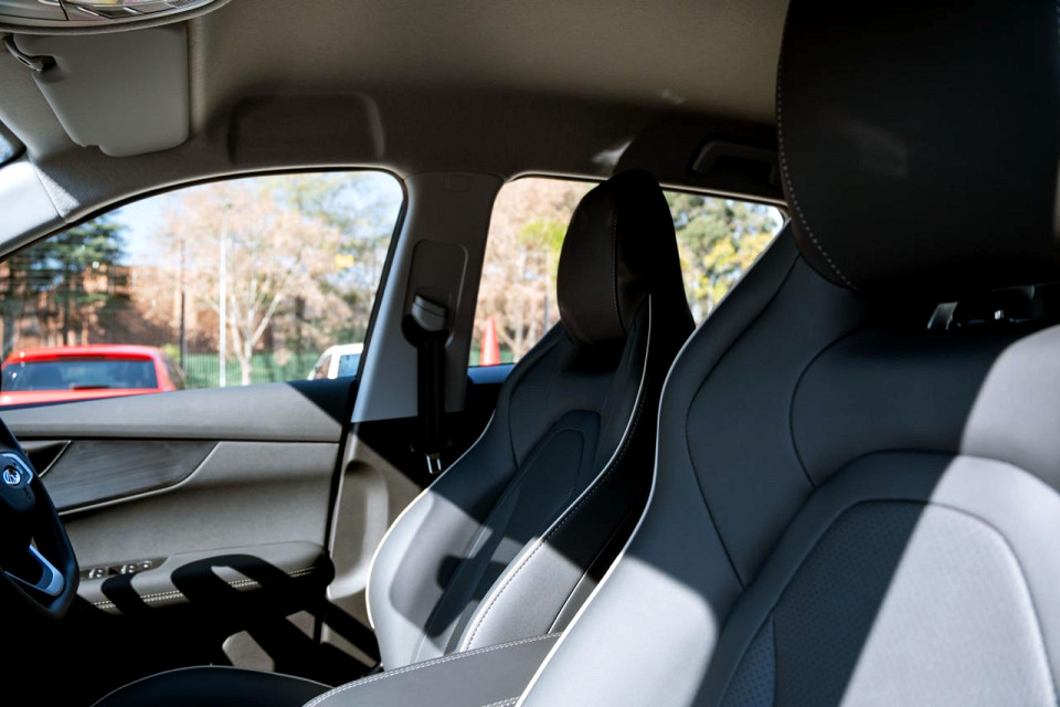 Photo 15 of 23