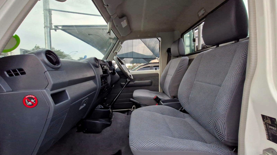 Photo 11 of 13