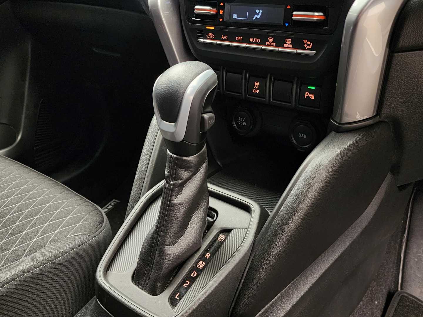 Photo 6 of 9