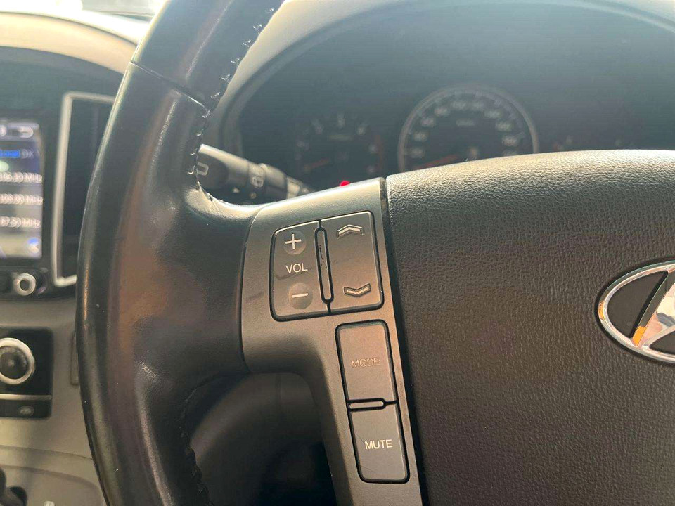 Photo 14 of 20