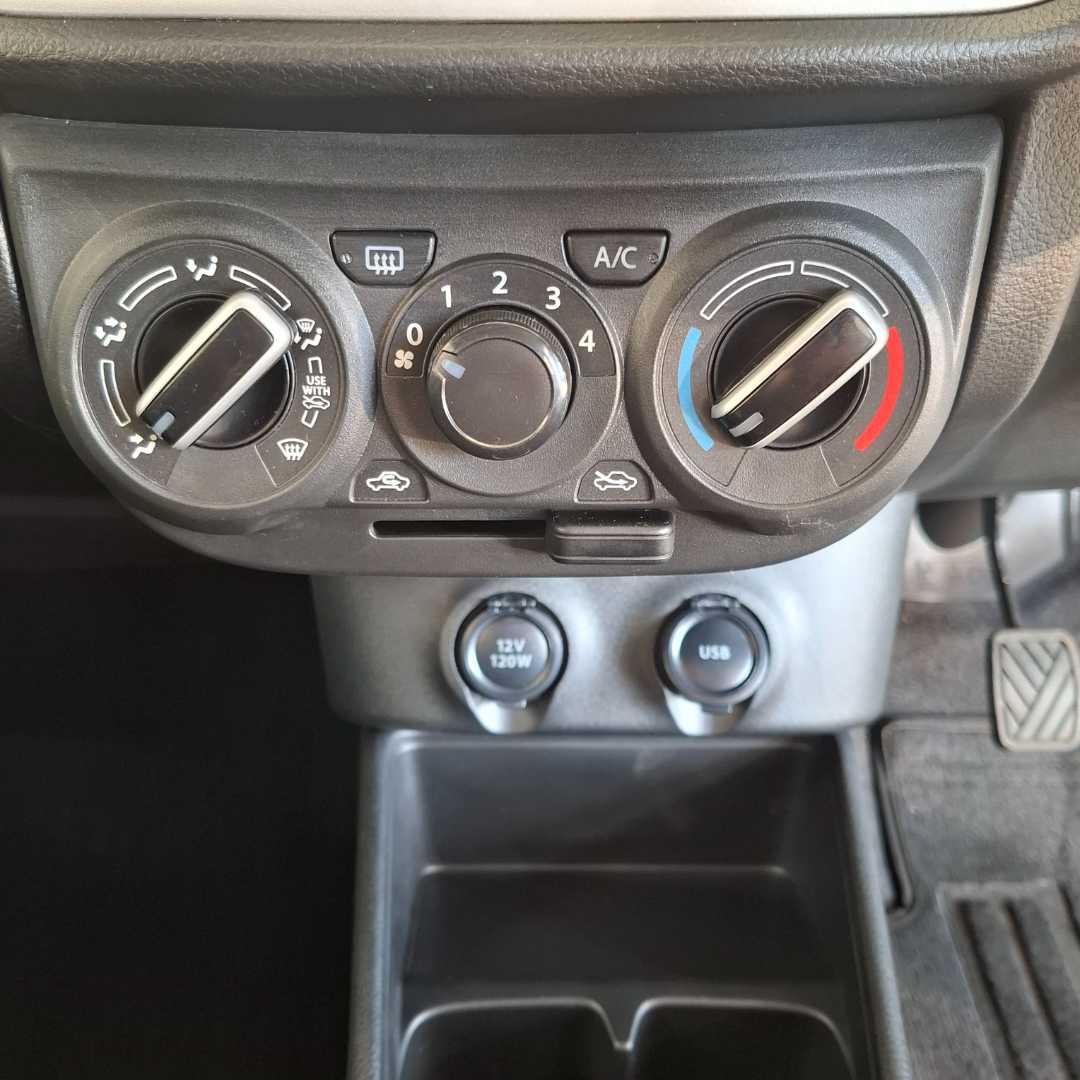 Photo 19 of 27