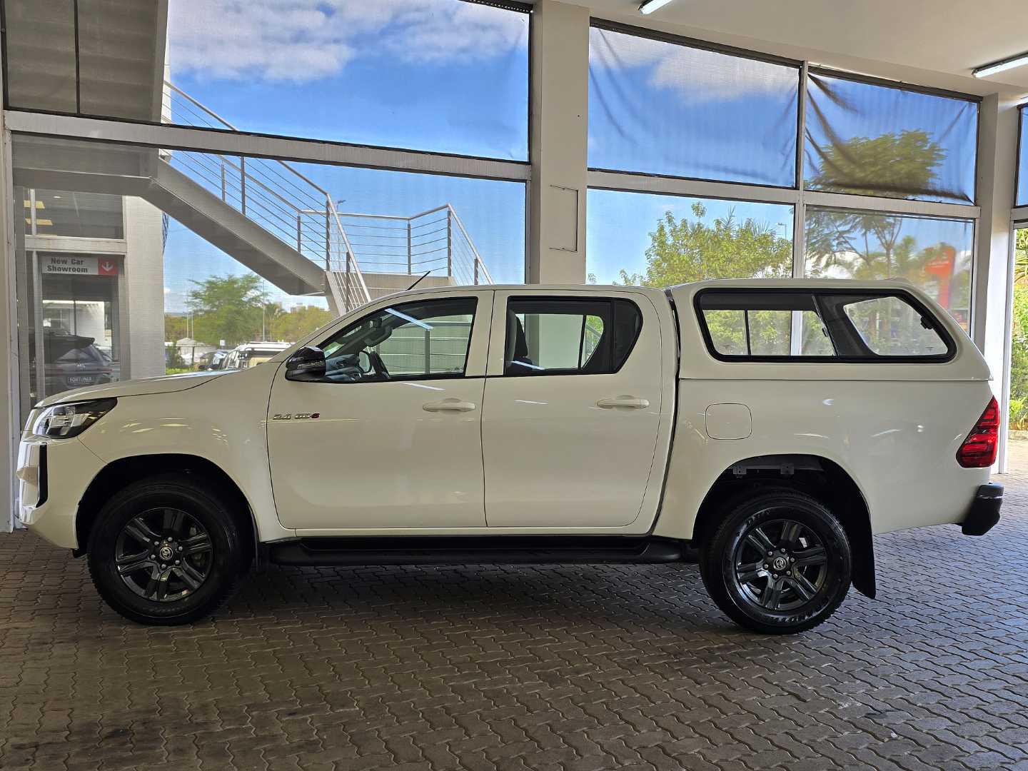 Photo 16 of 21