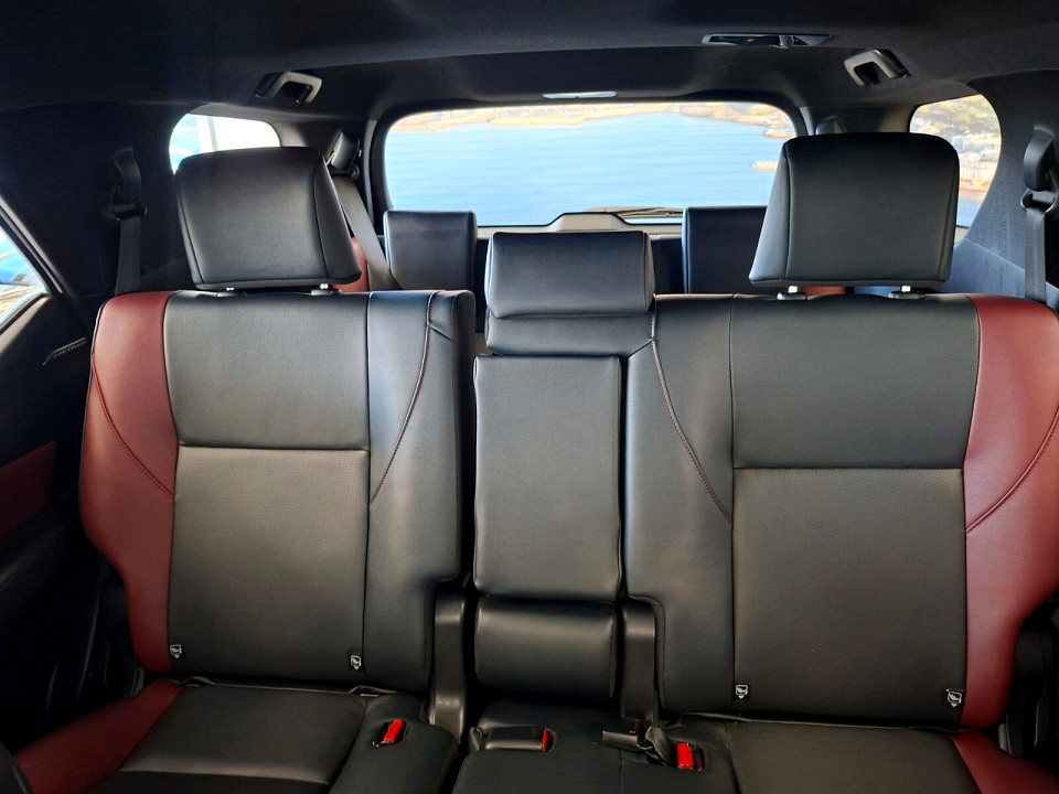 Photo 20 of 24