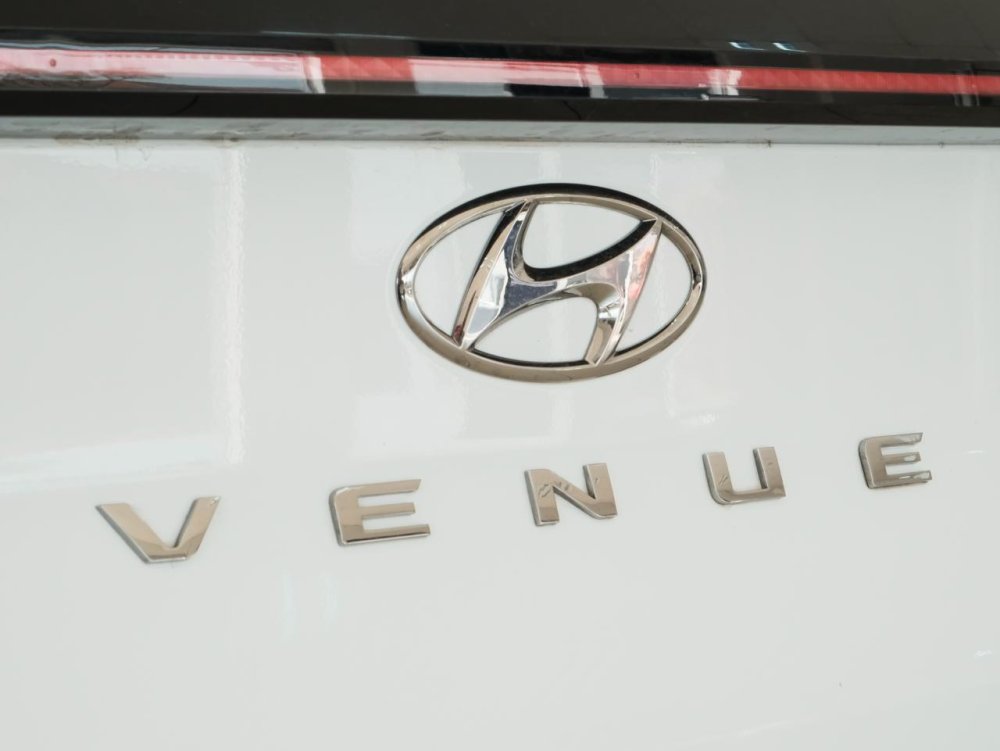 Photo 24 of 26