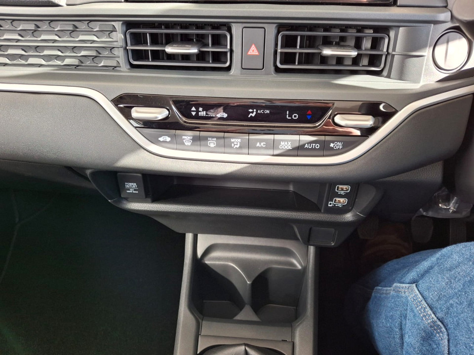 Photo 18 of 20