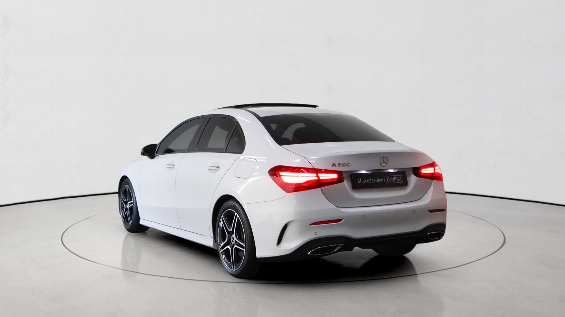 Photo 7 of 24
