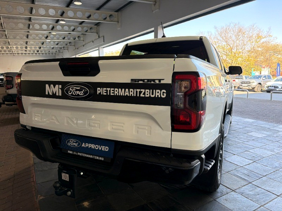 Photo 16 of 23