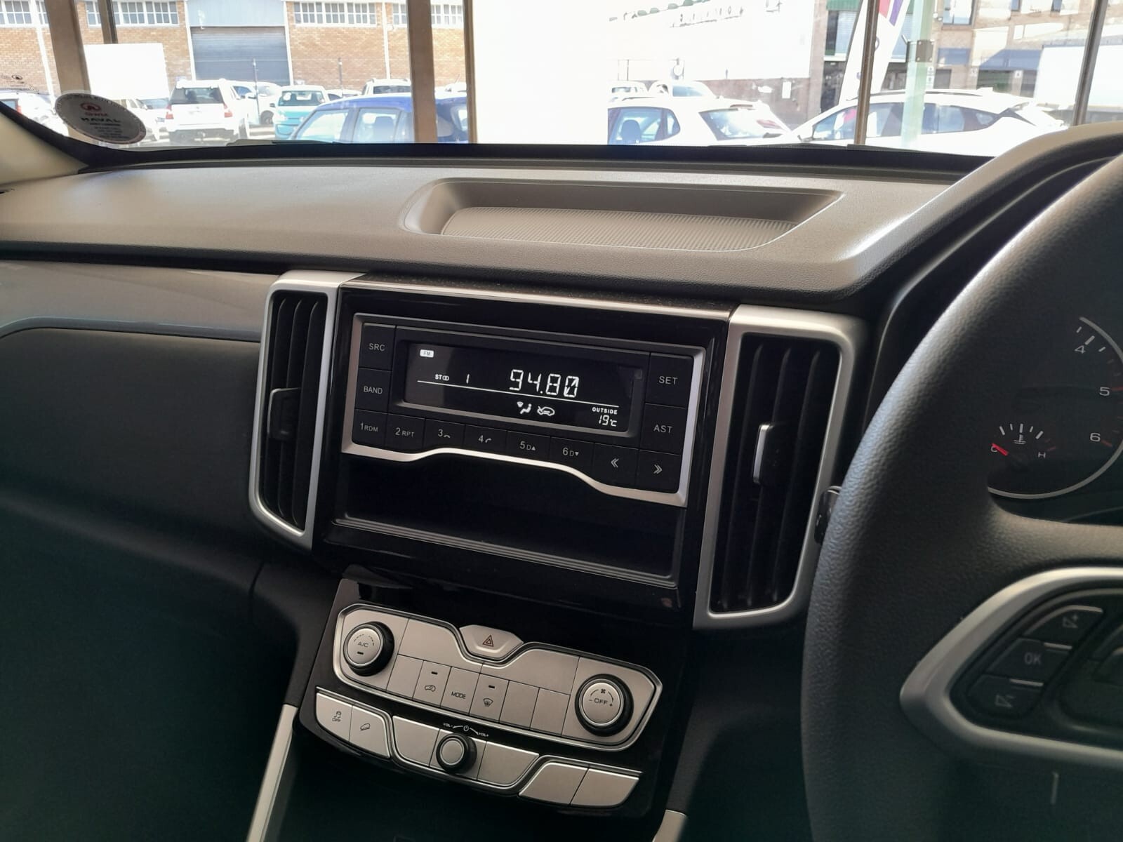 Photo 15 of 24